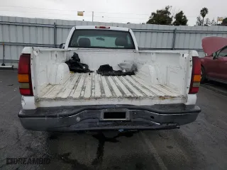 2000 Chevrolet Silverado 1500 with VIN 1GCEC14W8YE144881, listed as a Copart auction lot 84852304 with 0 mi miles and Salvage Title. Bid and sale history available at carsss.com. Image 7.