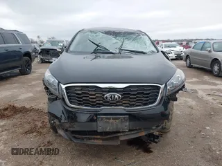 2019 Kia Sorento L with VIN 5XYPG4A33KG534780, listed as a IAAI auction lot 41563396 with 49,468 mi miles. Bid and sale history available at carsss.com. Image 12.