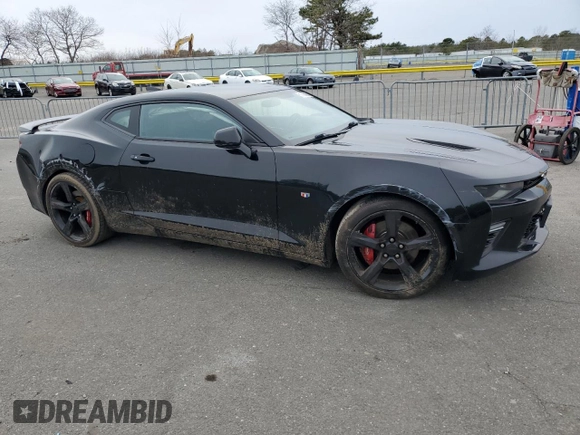 2018 Chevrolet Camaro 2SS z VIN 1G1FH1R72J0174042, wystawiony jako Copart lot #51566455 z przebiegiem 89 022 mil mil oraz Szkody całkowita. Historia ofert i sprzedaży dostępna na DreamBid. Obrazek 4.