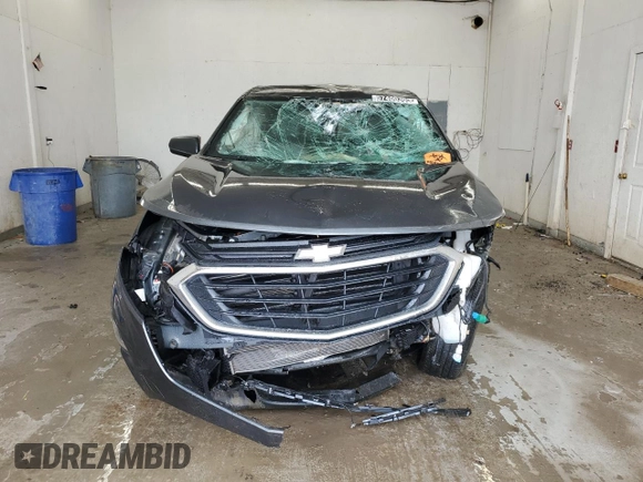 2020 Chevrolet Equinox LS z VIN 2GNAXHEV8L6259843, wystawiony jako Copart lot #57400365 z przebiegiem 35 371 mil mil oraz Czysty tytuł • Clean title. Historia ofert i sprzedaży dostępna na DreamBid. Obrazek 5.