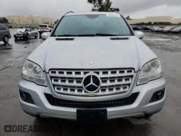 2010 Mercedes-Benz M 350 with VIN 4JGBB2FB3AA578236, listed as a Copart auction lot 48998425 with 192,356 mi miles and Clean Title. Bid and sale history available at DreamBid. Image 5.