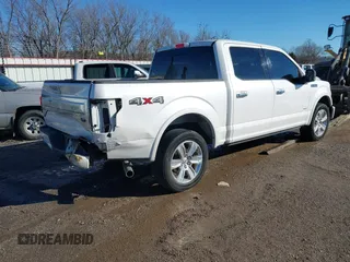2015 Ford F-150 XLT with VIN 1FTEW1EG2FFB22090, listed as a IAAI auction lot 41269904 with 151,465 mi miles. Bid and sale history available at carsss.com. Image 4.