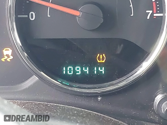 2013 Jeep Wrangler Rubicon 10th Anniversary with VIN 1C4BJWCG5DL688504, listed as a IAAI auction lot 41797184 with 109,414 mi miles and . Bid and sale history available at DreamBid. Image 15.