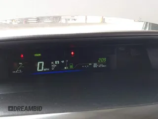 2014 Toyota Prius Two with VIN JTDZN3EU5EJ014581, listed as a IAAI auction lot 41916520 with 182,125 mi miles and . Bid and sale history available at DreamBid. Image 7.