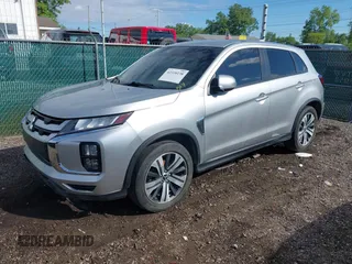 2021 Mitsubishi Outlander ES z VIN JA4ARUAU7MU017700, wystawiony jako IAAI lot #42320238 z przebiegiem 120 999 mil mil oraz . Historia ofert i sprzedaży dostępna na DreamBid. Obrazek 17.