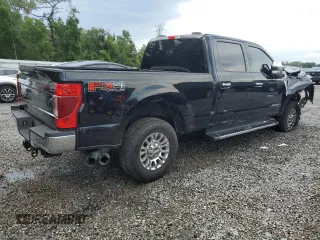 2020 Ford F-250 XL z VIN 1FT7W2BT2LEC37841, wystawiony jako Copart lot #60760285 z przebiegiem 101 681 mil mil oraz Szkoda całkowita • Salvage title. Historia ofert i sprzedaży dostępna na DreamBid. Obrazek 3.