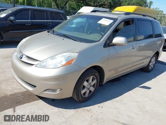 2010 Toyota Sienna XLE with VIN 5TDYK4CC5AS292110, listed as a IAAI auction lot 42055505 with 107,390 mi miles. Bid and sale history available at carsss.com. Image 17.