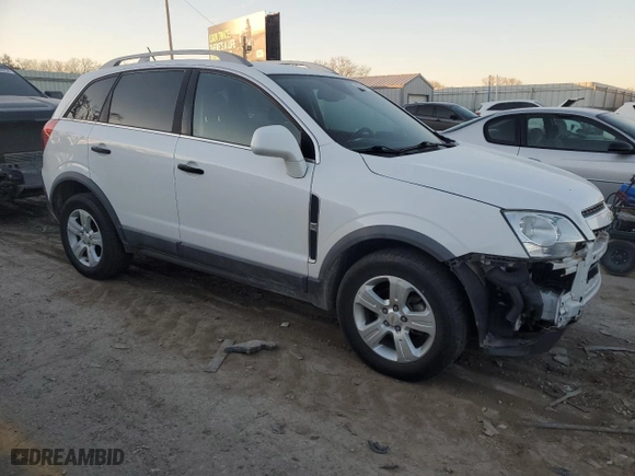 2014 Chevrolet Captiva Sport Fleet LS with VIN 3GNAL2EK3ES531136, listed as a Copart auction lot 83894844 with 137,727 mi miles and Salvage Title. Bid and sale history available at carsss.com. Image 4.