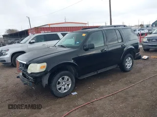 2009 Ford Explorer XLT с VIN 1FMEU63E79UA19585, выставлен на аукционе IAAI как лот 41178969 с пробегом 237 614 миль миль и . История ставок и продаж доступна на DreamBid. Изображение 2.