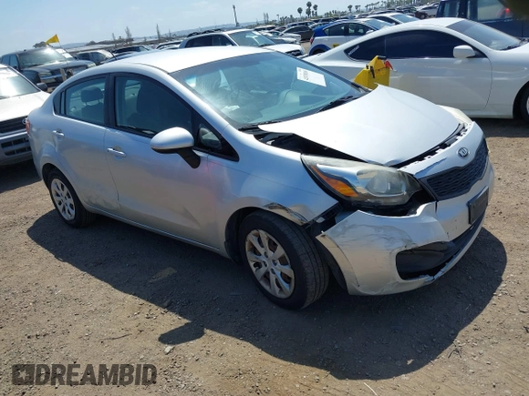 2013 Kia Rio LX with VIN KNADM4A32D6138970, listed as a IAAI auction lot 42078818 with 139,155 mi miles. Bid and sale history available at carsss.com. Image 1.