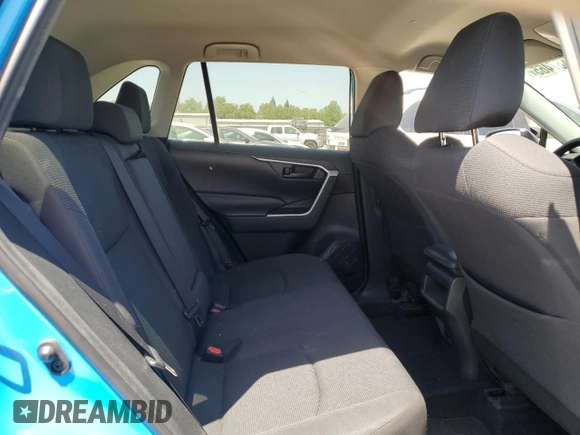 2019 Toyota RAV4 LE with VIN 2T3F1RFV5KC015589, listed as a Copart auction lot 60467465 with 123,950 mi miles and Salvage title. Bid and sale history available at DreamBid. Image 10.