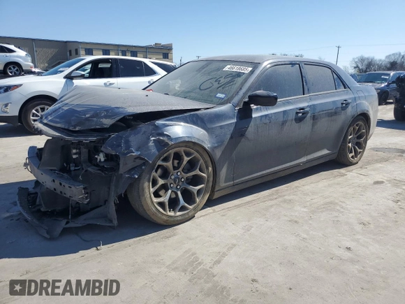 2016 Chrysler 300 S z VIN 2C3CCABG0GH244066, wystawiony jako Copart lot #46618685 z przebiegiem 136 549 mil mil oraz Szkoda całkowita • Salvage title. Historia ofert i sprzedaży dostępna na DreamBid. Obrazek 1.