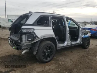 2024 Jeep Grand Cherokee Altitude X with VIN 1C4RJHAG5RC236265, listed as a Copart auction lot 80110474 with Not provided miles and Clean title. Bid and sale history available at DreamBid. Image 3.