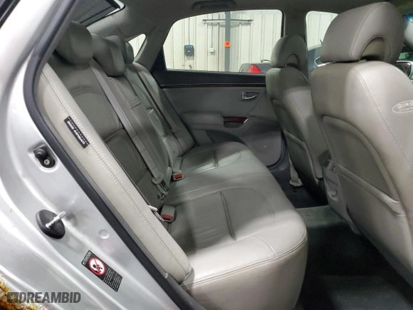 2008 Hyundai Azera Limited with VIN KMHFC46F68A290427, listed as a Copart auction lot 72629054 with 195,482 mi miles and Salvage Title. Bid and sale history available at carsss.com. Image 10.