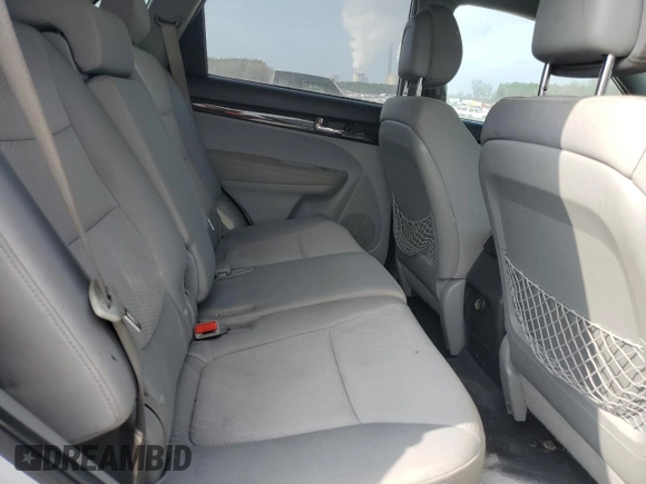 2011 Kia Sorento LX with VIN 5XYKT3A16BG133657, listed as a Copart auction lot 44111845 with 288,465 mi miles and Clean Title. Bid and sale history available at carsss.com. Image 11.
