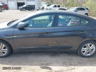 2020 Hyundai Elantra Value Edition with VIN 5NPD84LF6LH616584, listed as a IAAI auction lot 41926099 with 86,887 mi miles. Bid and sale history available at carsss.com. Image 14.