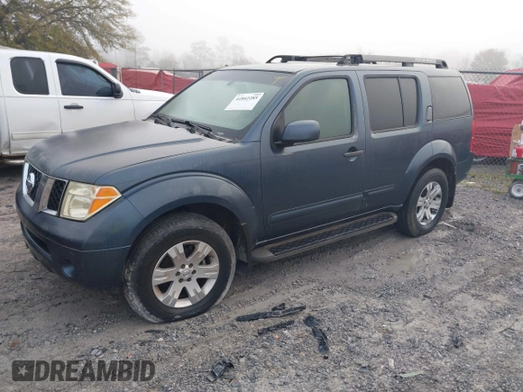 2005 Nissan Pathfinder SE with VIN 5N1AR18U95C726349, listed as a IAAI auction lot 41842285 with 251,500 mi miles. Bid and sale history available at carsss.com. Image 2.