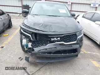 2022 Kia Sorento LX with VIN 5XYRG4LC3NG152579, listed as a IAAI auction lot 42092276 with 77,101 mi miles and . Bid and sale history available at DreamBid. Image 6.