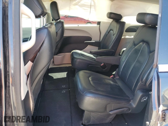 2020 Chrysler Pacifica Touring L with VIN 2C4RC1BG2LR209328, listed as a Copart auction lot 55634475 with 156,604 mi miles and Salvage title. Bid and sale history available at DreamBid. Image 11.