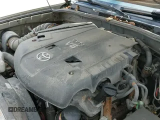 2005 Toyota 4Runner SR5 z VIN JTEBU14R250062837, wystawiony jako IAAI lot #43311185 z przebiegiem 299 712 mil mil oraz . Historia ofert i sprzedaży dostępna na DreamBid. Obrazek 19.