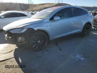 2016 Tesla Model X P90D with VIN 5YJXCBE4XGF000323, listed as a Copart auction lot 44539975 with 107,140 mi miles and Salvage Title. Bid and sale history available at carsss.com. Image 1.
