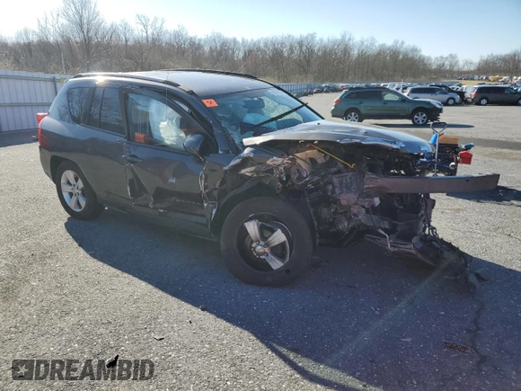 2015 Jeep Compass Latitude with VIN 1C4NJDEB4FD358112, listed as a Copart auction lot 50939385 with 0 mi miles and Salvage Title. Bid and sale history available at carsss.com. Image 4.