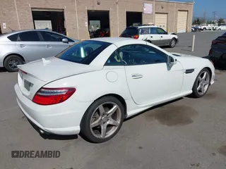 2013 Mercedes-Benz SLK-Class SLK 250 with VIN WDDPK4HA9DF057092, listed as a IAAI auction lot 42032120 with 142,991 mi miles. Bid and sale history available at carsss.com. Image 4.
