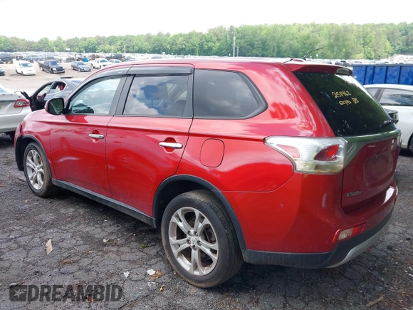 2015 Mitsubishi Outlander SE with VIN JA4AD3A35FZ005812, listed as a IAAI auction lot 42302752 with 165,483 mi miles and . Bid and sale history available at DreamBid. Image 14.