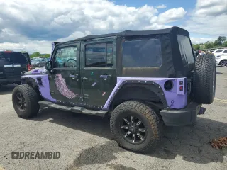 2008 Jeep Wrangler Unlimited Sahara z VIN 1J8GA59168L574982, wystawiony jako Copart lot #57603355 z przebiegiem 117 523 mil mil oraz Czysty tytuł • Clean title. Historia ofert i sprzedaży dostępna na DreamBid. Obrazek 2.