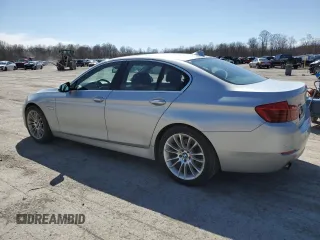 2014 BMW 5 Series 535i xDrive с VIN WBA5B3C59ED530604, выставлен на аукционе Copart как лот 52017335 с пробегом 139 613 миль миль и Списание • Salvage title. История ставок и продаж доступна на DreamBid. Изображение 2.