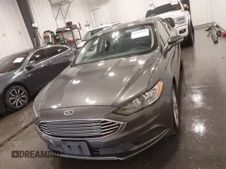 2017 Ford Fusion SE with VIN 3FA6P0HDXHR252448, listed as a IAAI auction lot 41709141 with 111,501 mi miles. Bid and sale history available at carsss.com. Image 12.