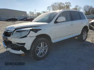 2009 Volkswagen Touareg VR6 z VIN WVGBE77L09D023864, wystawiony jako Copart lot #83619984 z przebiegiem Nie podano mil oraz Szkoda całkowita • Salvage title. Historia ofert i sprzedaży dostępna na DreamBid. Obrazek 1.
