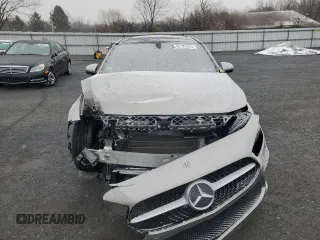 2019 Mercedes-Benz A 220 with VIN WDD3G4FB0KW035183, listed as a Copart auction lot 45125945 with 39,633 mi miles and Salvage Title. Bid and sale history available at DreamBid. Image 5.