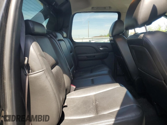 2013 Chevrolet Avalanche LTZ with VIN 3GNTKGE76DG223917, listed as a Copart auction lot 54207885 with 134,269 mi miles and Salvage title. Bid and sale history available at DreamBid. Image 10.