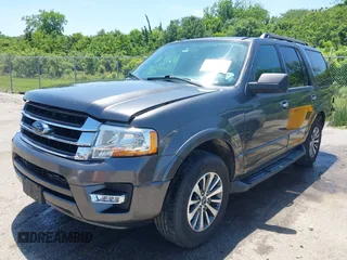 2016 Ford Expedition XLT z VIN 1FMJU1HT3GEF38441, wystawiony jako IAAI lot #42169635 z przebiegiem 106 398 mil mil oraz . Historia ofert i sprzedaży dostępna na DreamBid. Obrazek 18.