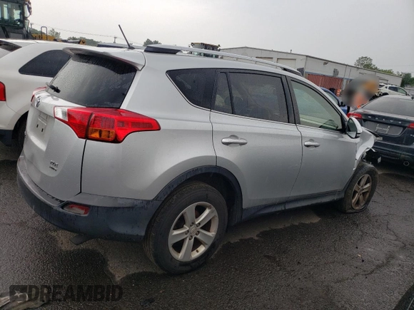 2013 Toyota RAV4 XLE with VIN JTMRFREVXD5016312, listed as a Copart auction lot 60490035 with 185,092 mi miles and Clean title. Bid and sale history available at DreamBid. Image 3.