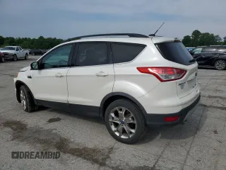 2016 Ford Escape SE z VIN 1FMCU9G97GUB45352, wystawiony jako Copart lot #60001055 z przebiegiem 93 685 mil mil oraz Szkoda całkowita • Salvage title. Historia ofert i sprzedaży dostępna na DreamBid. Obrazek 2.