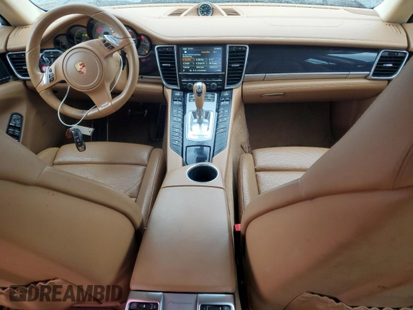 2016 Porsche Panamera S E-Hybrid z VIN WP0AD2A77GL040200, wystawiony jako Copart lot #56223035 z przebiegiem 113 659 mil mil oraz Szkody całkowita. Historia ofert i sprzedaży dostępna na DreamBid. Obrazek 8.