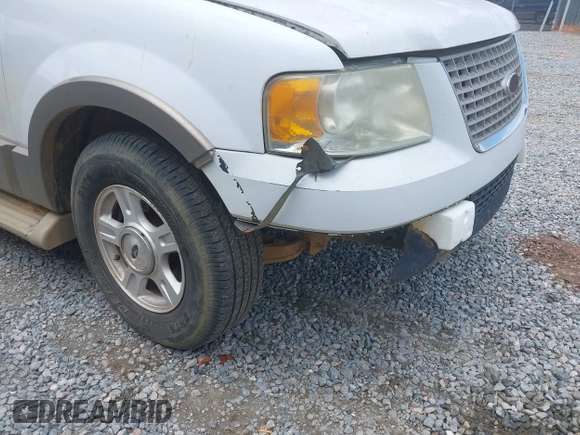 2004 Ford Expedition Eddie Bauer with VIN 1FMRU17W04LB61654, listed as a IAAI auction lot 42456262 with 305,787 mi miles and . Bid and sale history available at DreamBid. Image 12.