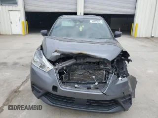 2020 Nissan Kicks S with VIN 3N1CP5BV3LL544243, listed as a Copart auction lot 44253975 with 104,083 mi miles and Salvage Title. Bid and sale history available at carsss.com. Image 5.