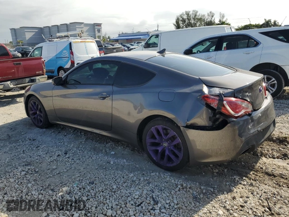 2013 Hyundai Genesis Coupe R-Spec z VIN KMHHT6KDXDU101716, wystawiony jako Copart lot #52415625 z przebiegiem 136 346 mil mil oraz Szkoda całkowita • Salvage title. Historia ofert i sprzedaży dostępna na DreamBid. Obrazek 2.