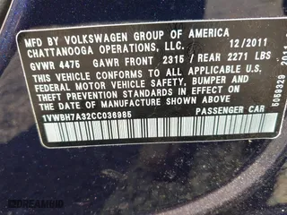 2012 Volkswagen Passat SE with VIN 1VWBH7A32CC036985, listed as a IAAI auction lot 41903135 with 116,376 mi miles. Bid and sale history available at carsss.com. Image 9.