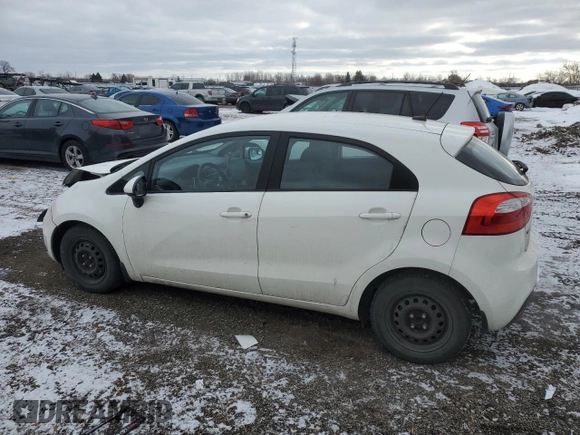 2014 Kia Rio LX with VIN KNADM5A35E6921756, listed as a Copart auction lot 84653184 with 181,703 mi miles and Salvage Title. Bid and sale history available at carsss.com. Image 2.