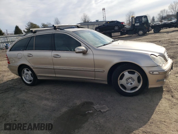 2005 Mercedes-Benz C 240 with VIN WDBRH81J65F655157, listed as a Copart auction lot 45287645 with 185,278 mi miles and Salvage title. Bid and sale history available at DreamBid. Image 4.