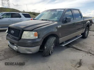 2005 Ford F-150 XLT z VIN 1FTRW12W85FB19951, wystawiony jako Copart lot #56216635 z przebiegiem 193 736 mil mil oraz Czysty tytuł • Clean title. Historia ofert i sprzedaży dostępna na DreamBid. Obrazek 1.