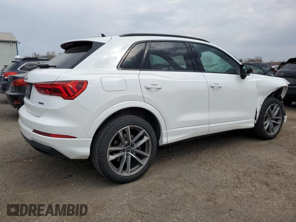 2022 Audi Q3 Premium z VIN WA1AECF3XN1111174, wystawiony jako Copart lot #54718895 z przebiegiem 48 291 mil mil oraz Szkoda całkowita • Salvage title. Historia ofert i sprzedaży dostępna na DreamBid. Obrazek 3.