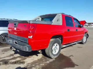 2004 Chevrolet Avalanche with VIN 3GNEC12T54G253253, listed as a IAAI auction lot 41787767 with 205,850 mi miles. Bid and sale history available at carsss.com. Image 4.