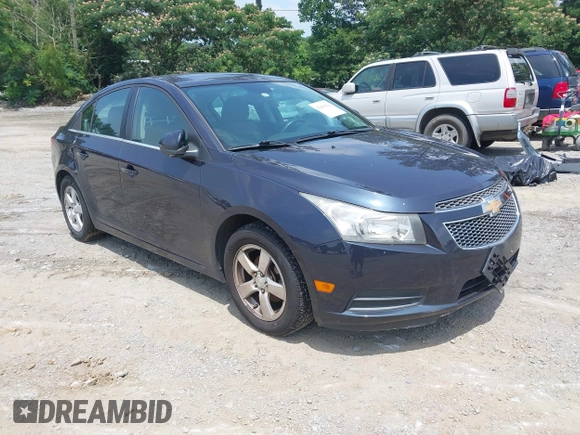 2014 Chevrolet Cruze 1LT with VIN 1G1PC5SB6E7226990, listed as a IAAI auction lot 42490123 with 125,256 mi miles and . Bid and sale history available at DreamBid. Image 1.