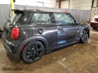 2024 MINI Hardtop 2 Door Cooper S with VIN WMW53DH0XR2V66612, listed as a Copart auction lot 89181965 with 9,889 mi miles and Salvage Title. Bid and sale history available at carsss.com. Image 3.