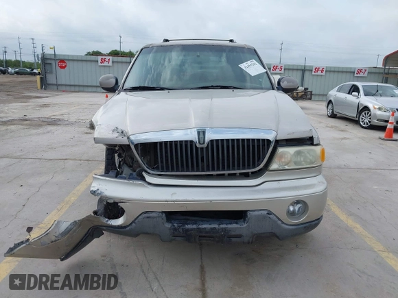 2001 Lincoln Navigator with VIN 5LMEU27R61LJ25426, listed as a IAAI auction lot 42455202 with 345,744 mi miles and . Bid and sale history available at DreamBid. Image 13.